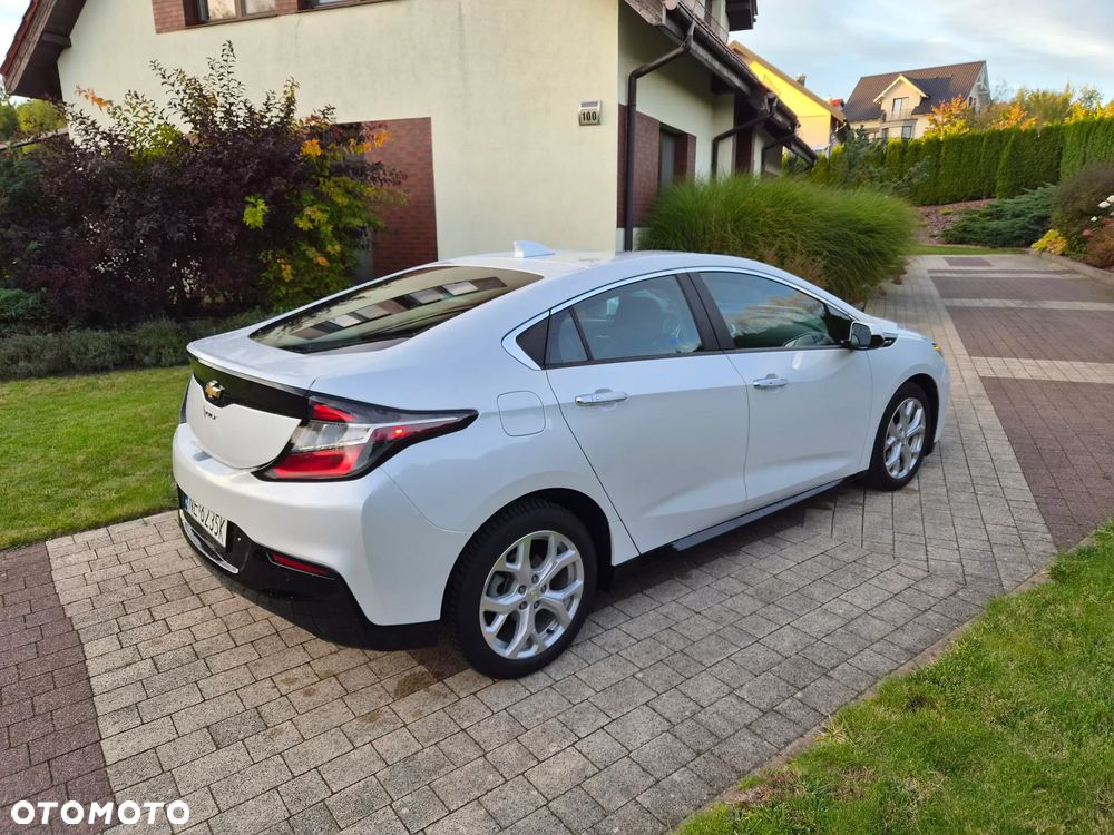 Chevrolet Volt - 4