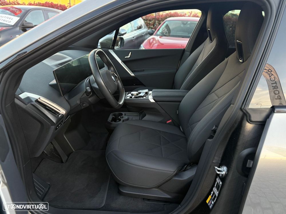 BMW iX xDrive 40 Pack Desportivo - 21