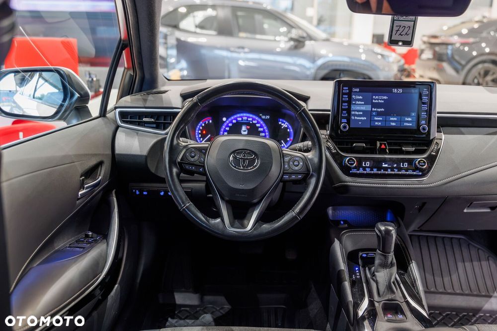Toyota Corolla 2.0 Hybrid Comfort - 25