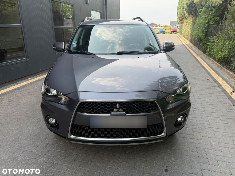 Mitsubishi Outlander 2.0 2WD CVT Invite - 16