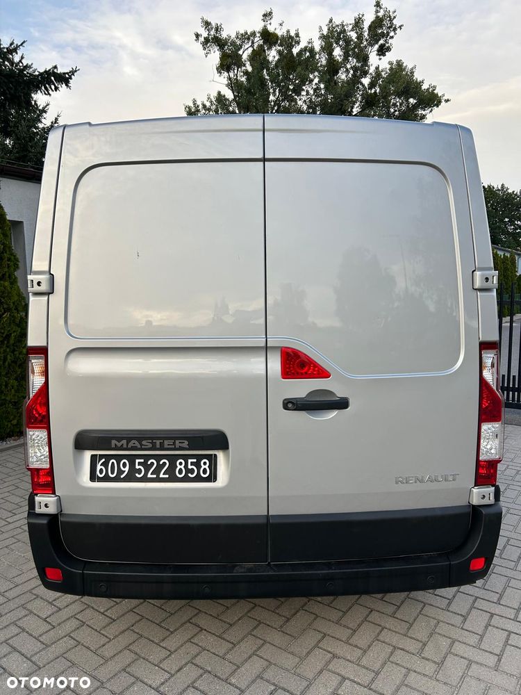 Renault Master - 24