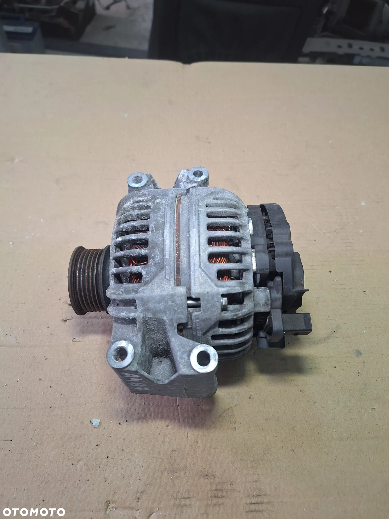 AUDI A4 B7 alternator 06B903016P - 5