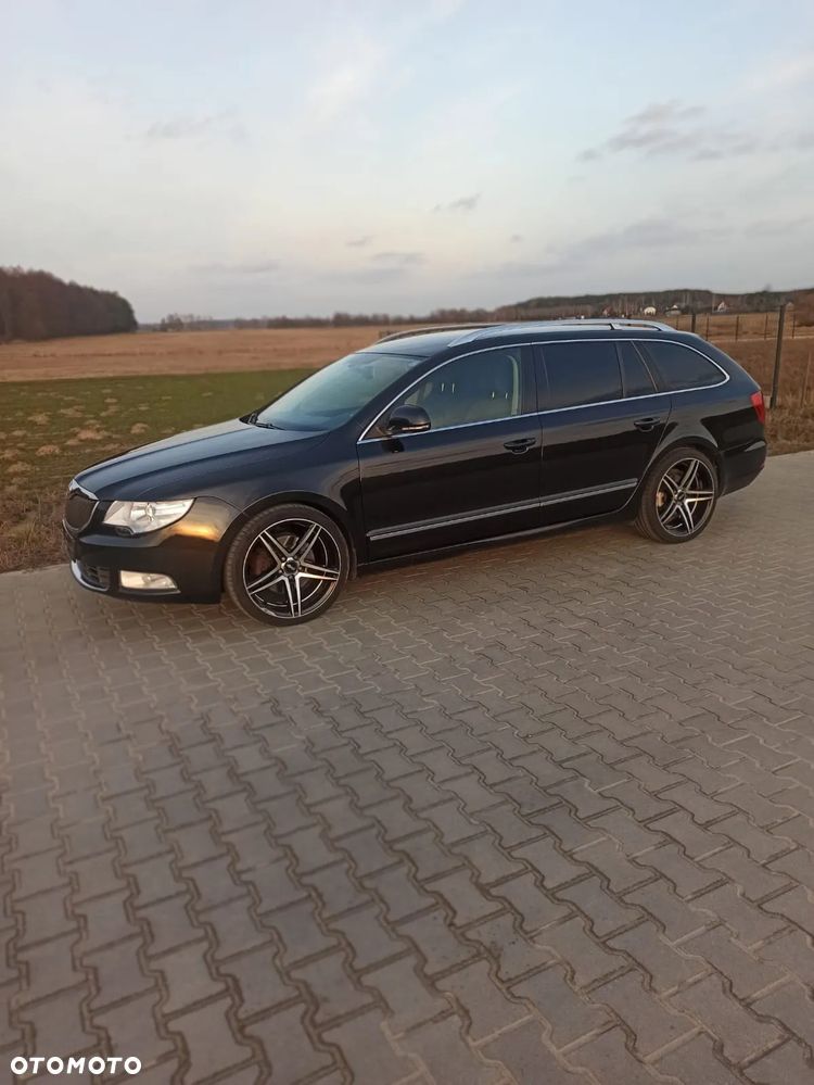 Skoda Superb Combi 1.8 TSI DSG Active - 13