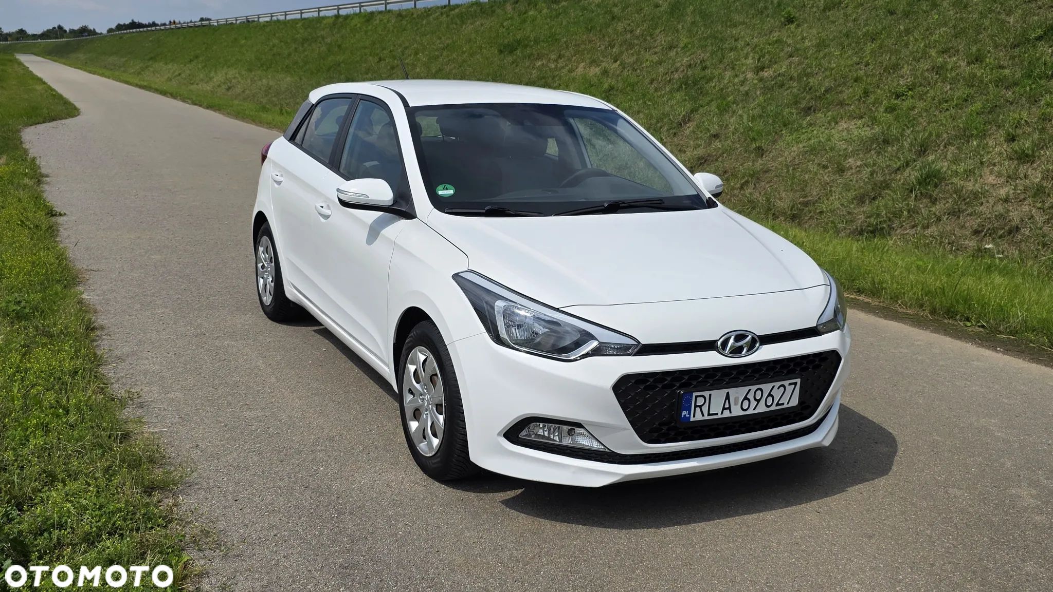 Hyundai i20 1.2 Trend - 1