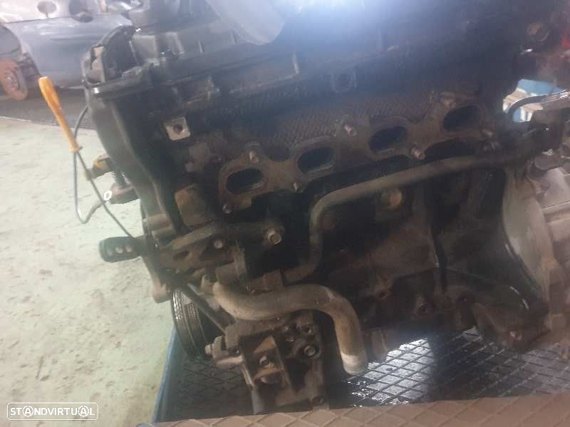 MOTOR COMPLETO KIA RIO BREAK FAMILIAR 2003 - 4