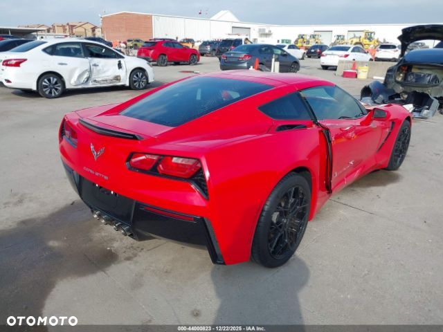 Chevrolet Corvette - 6