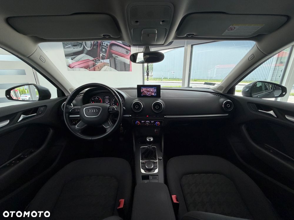 Audi A3 Sportback 1.6 TDI Ambition - 17