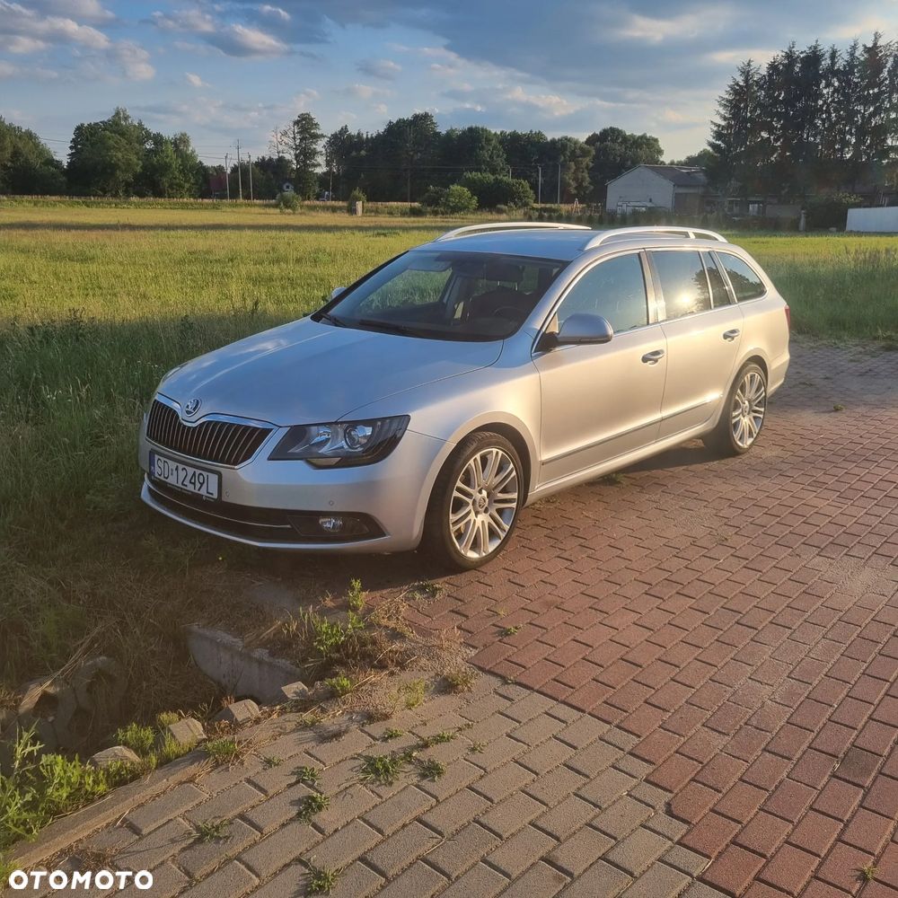 Skoda Superb 2.0 TSI Elegance DSG - 2