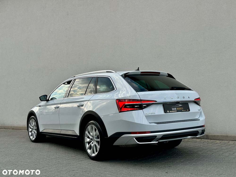 Skoda Superb 2.0 TDI 4x4 DSG Scout - 11