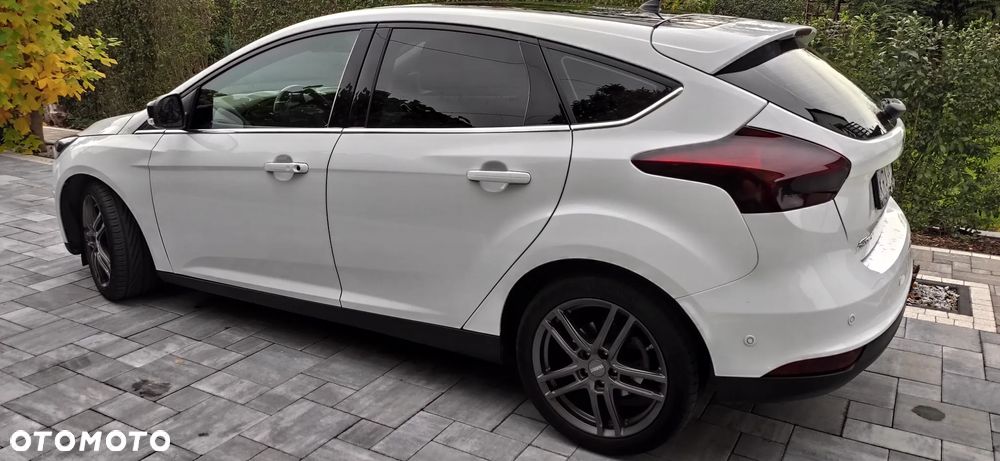 Ford Focus 1.5 EcoBoost Titanium ASS PowerShift - 18