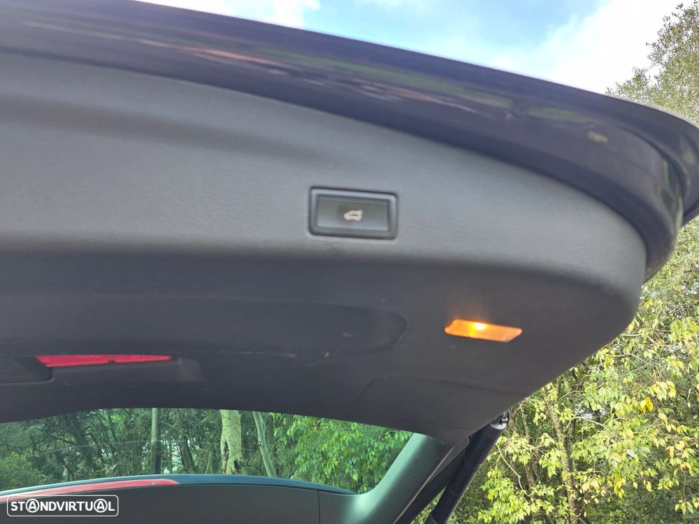 VW Sharan 2.0 TDI Blue Confortline - 15