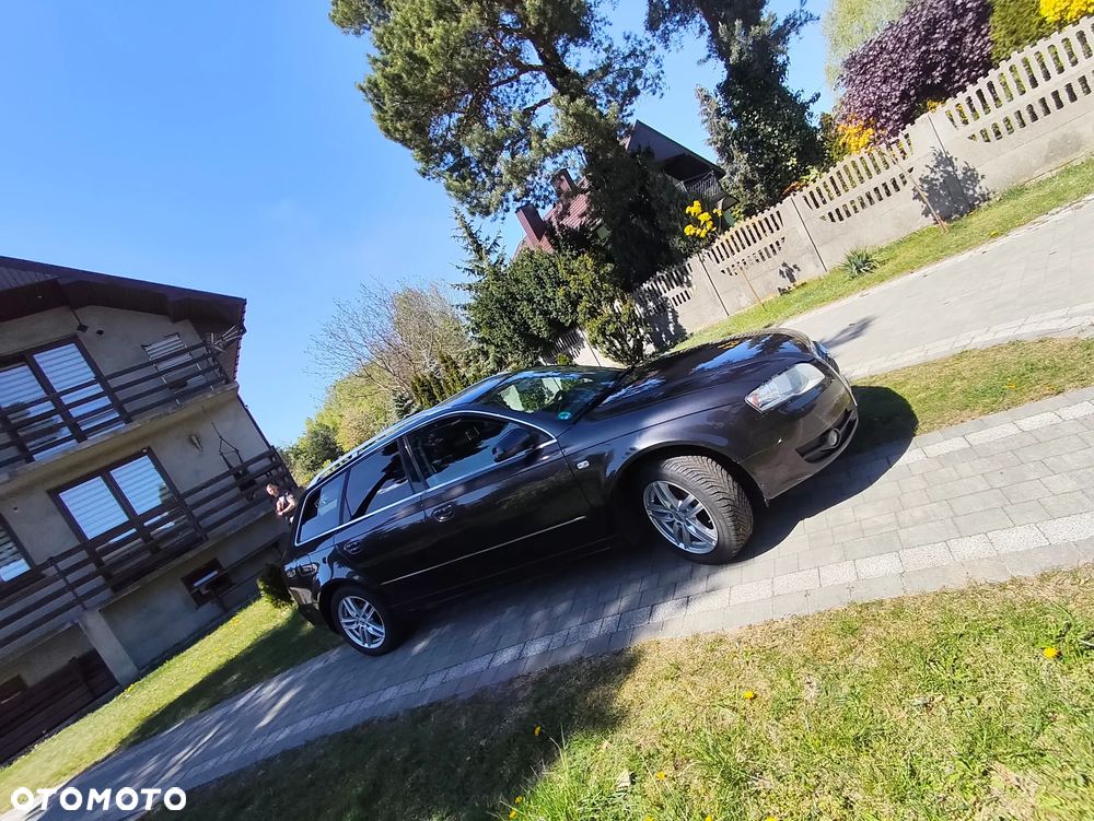Audi A4 Avant 2.0 TDI - 10
