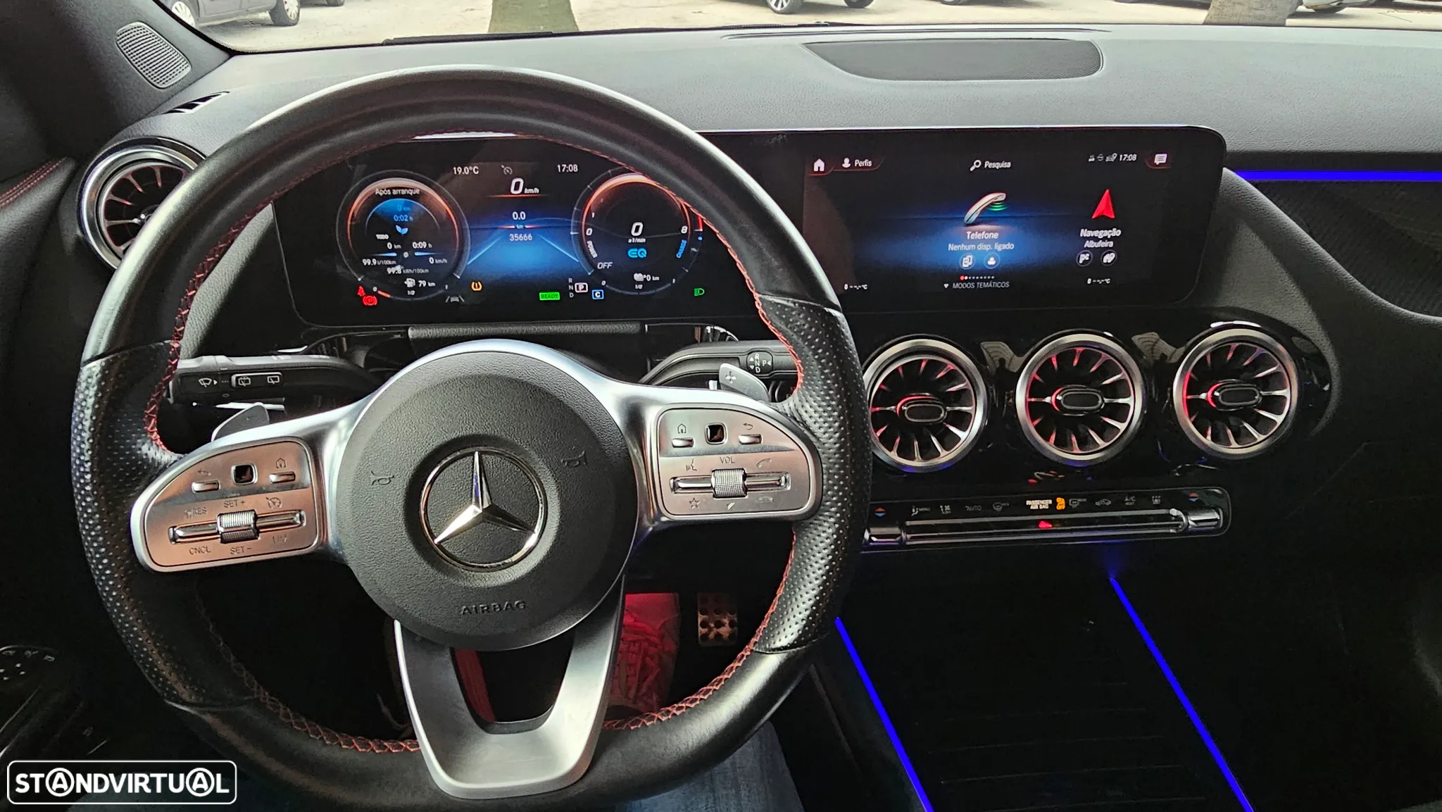 Mercedes-Benz GLA 250 e AMG Line - 28