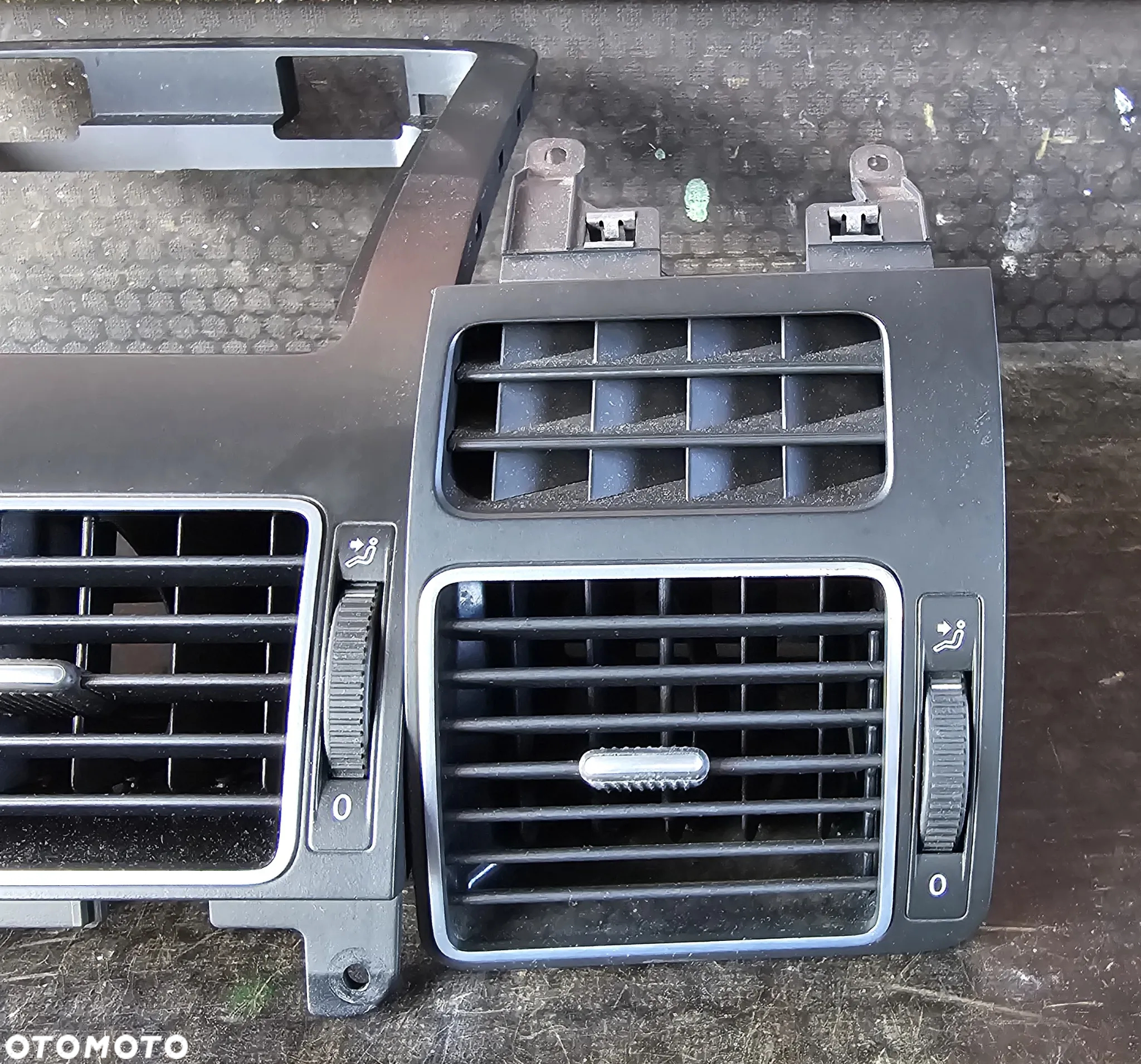 KRATKI NAWIEWU KOMPLET 1T0819704E 1T0819703E 1T1819728G VW TOURAN - 3