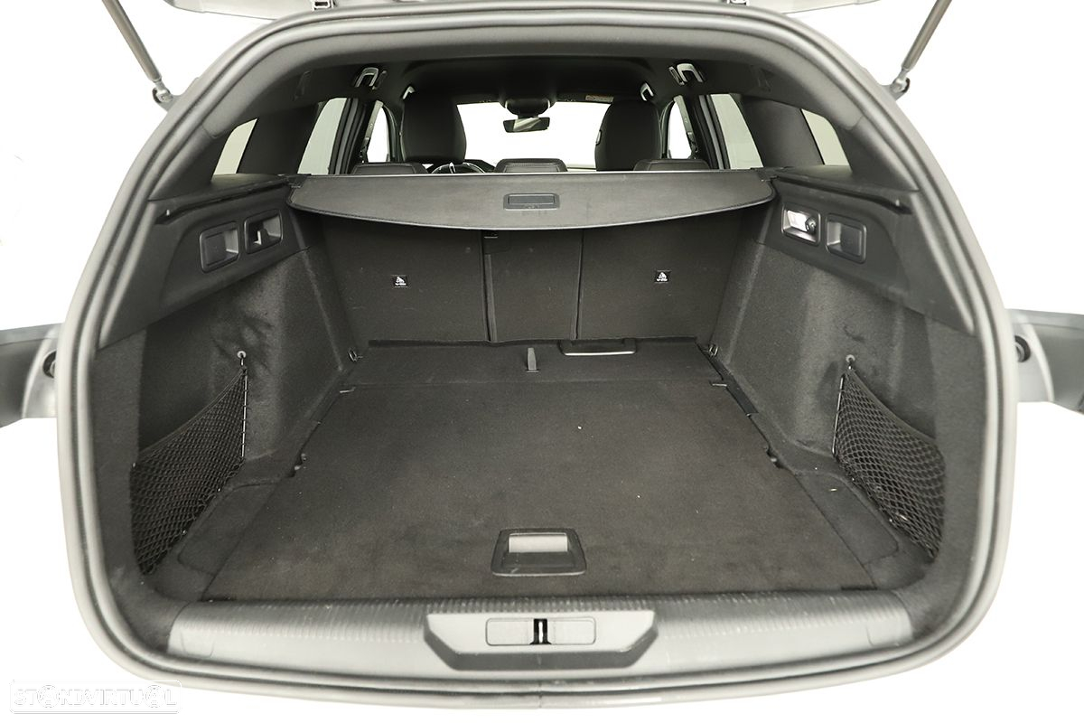 Peugeot 308 SW 1.2 PureTech GT EAT8 - 23