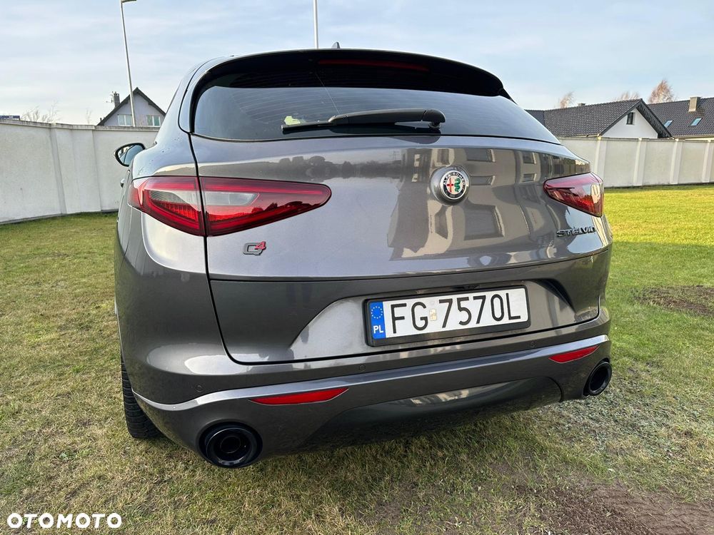 Alfa Romeo Stelvio 2.0 Turbo Veloce Q4 - 7