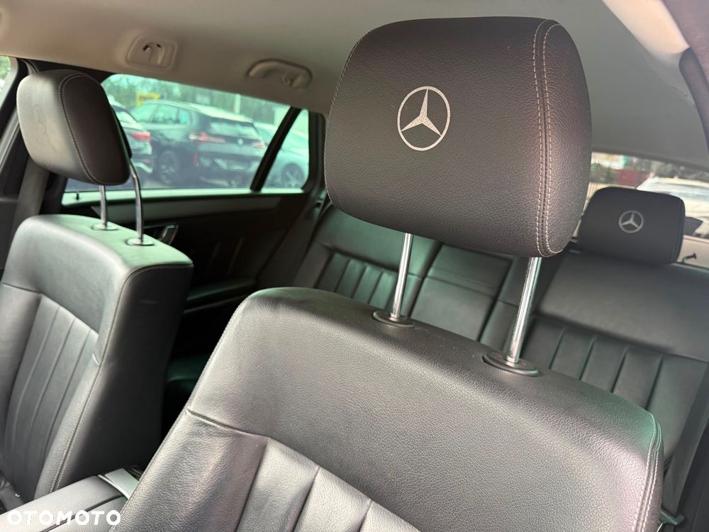 Mercedes-Benz Klasa E 220 CDI 7G-TRONIC Elegance - 30