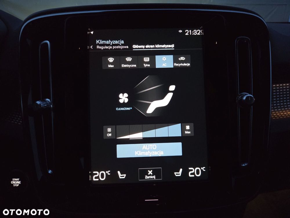 Volvo XC 40 T2 Plus Dark - 23