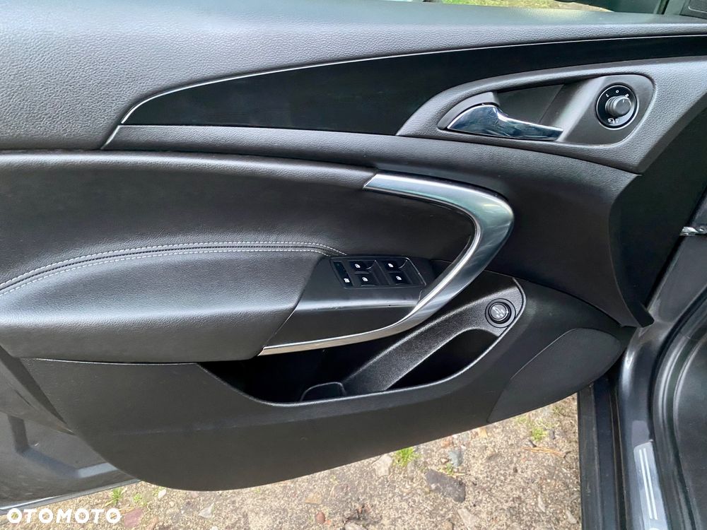 Opel Insignia 2.0 CDTI Sports Tourer Cosmo - 16