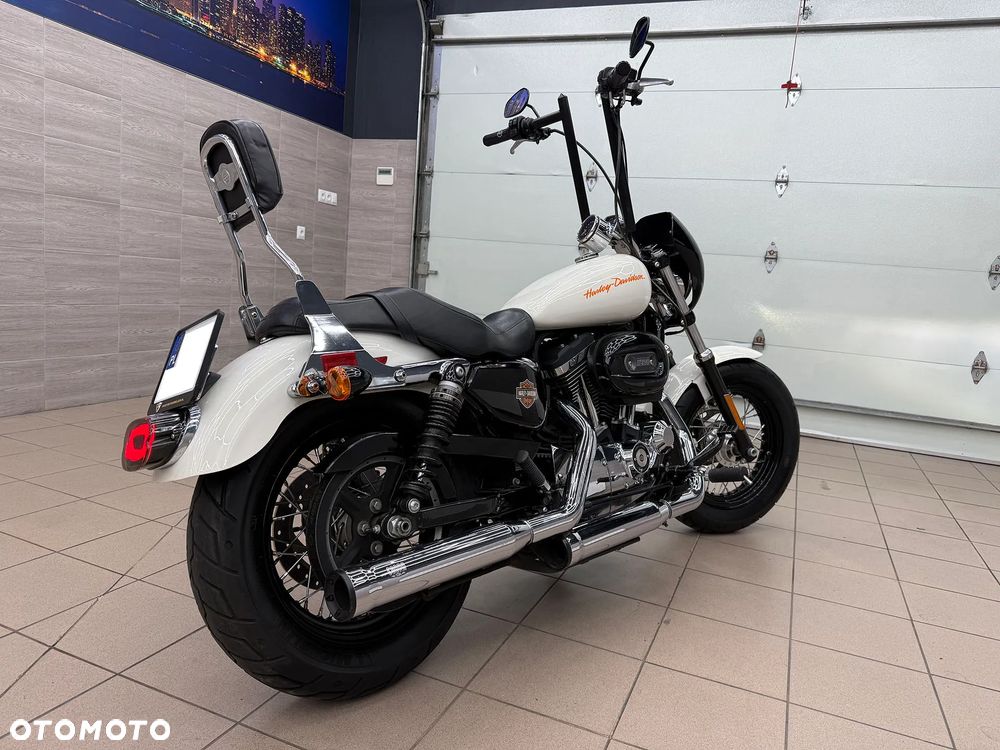 Harley-Davidson Sportster Custom 1200C - 6