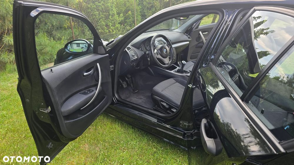 BMW Seria 1 116i - 4