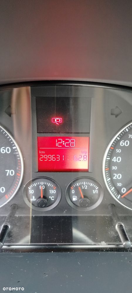Volkswagen Touran - 6