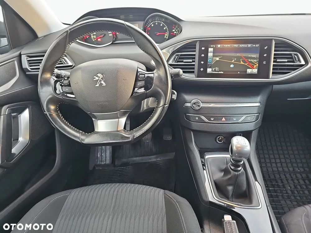 Peugeot 308 1.2 PureTech Active S&S - 12
