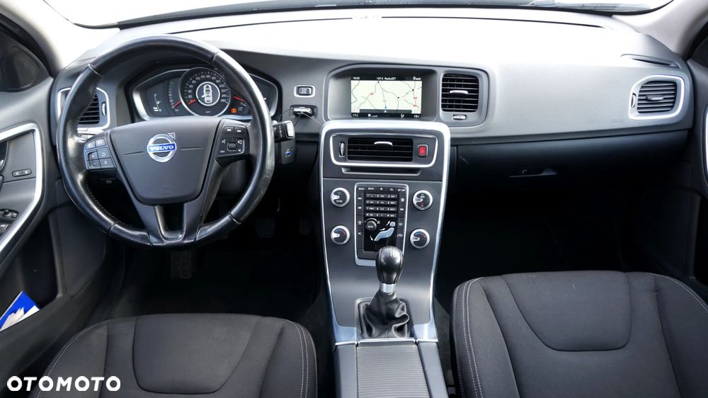 Volvo V60 D2 - 10