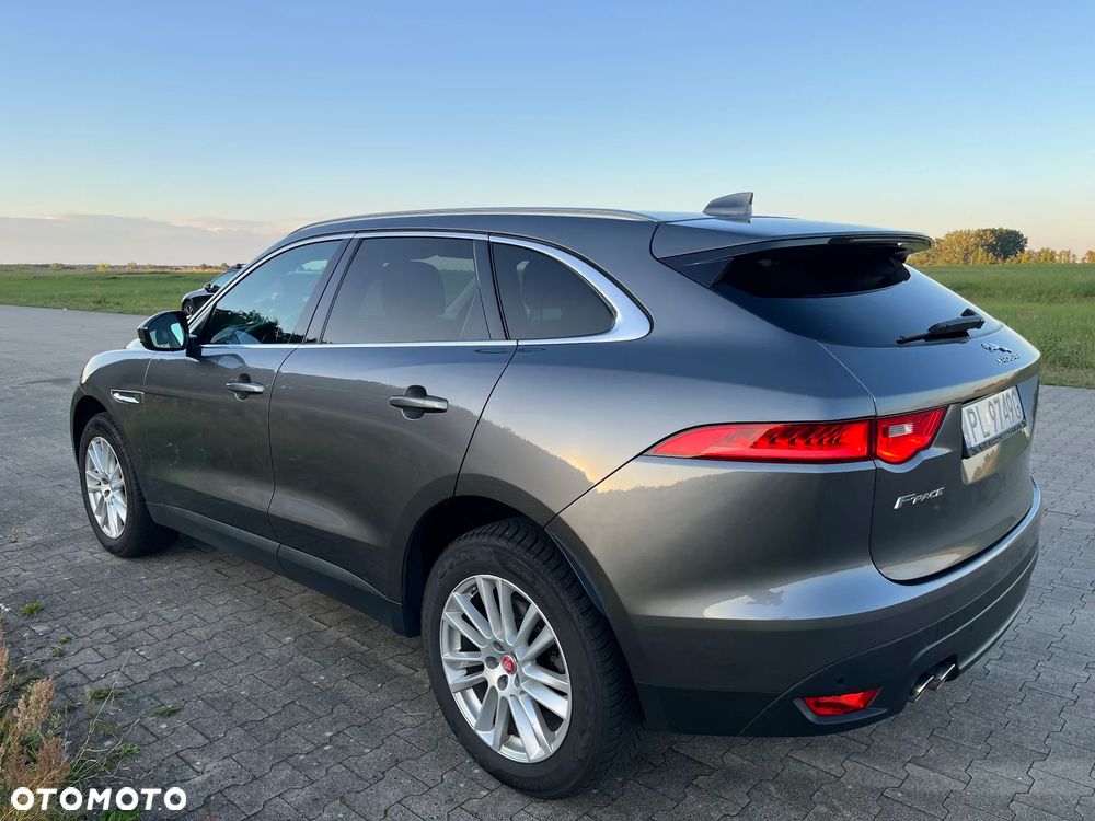 Jaguar F-Pace - 37