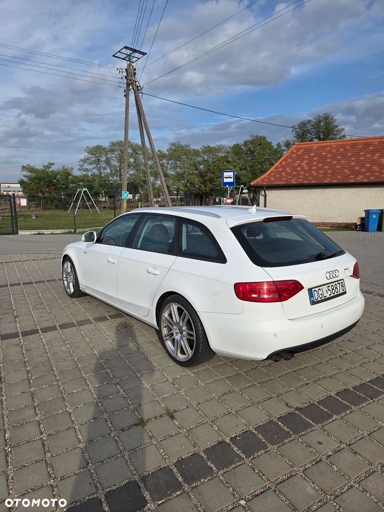 Audi A4 Avant - 6