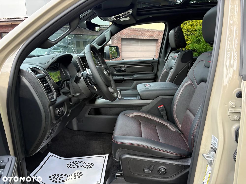 RAM 1500 - 13