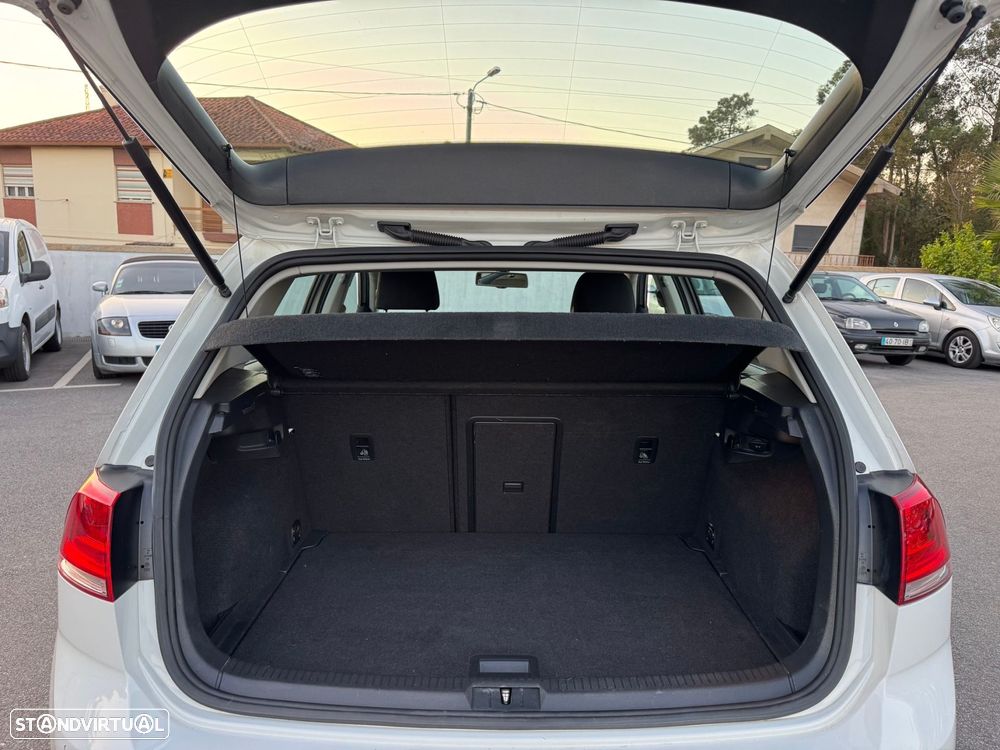 VW Golf 1.6 TDi Trendline - 5