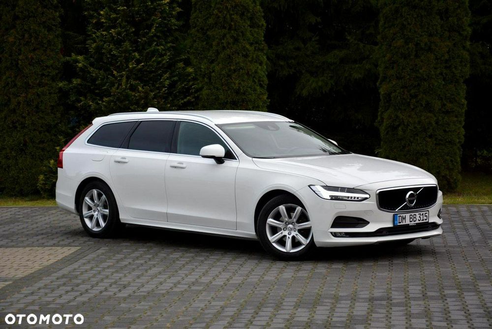 Volvo V90 D3 Momentum Pro - 10