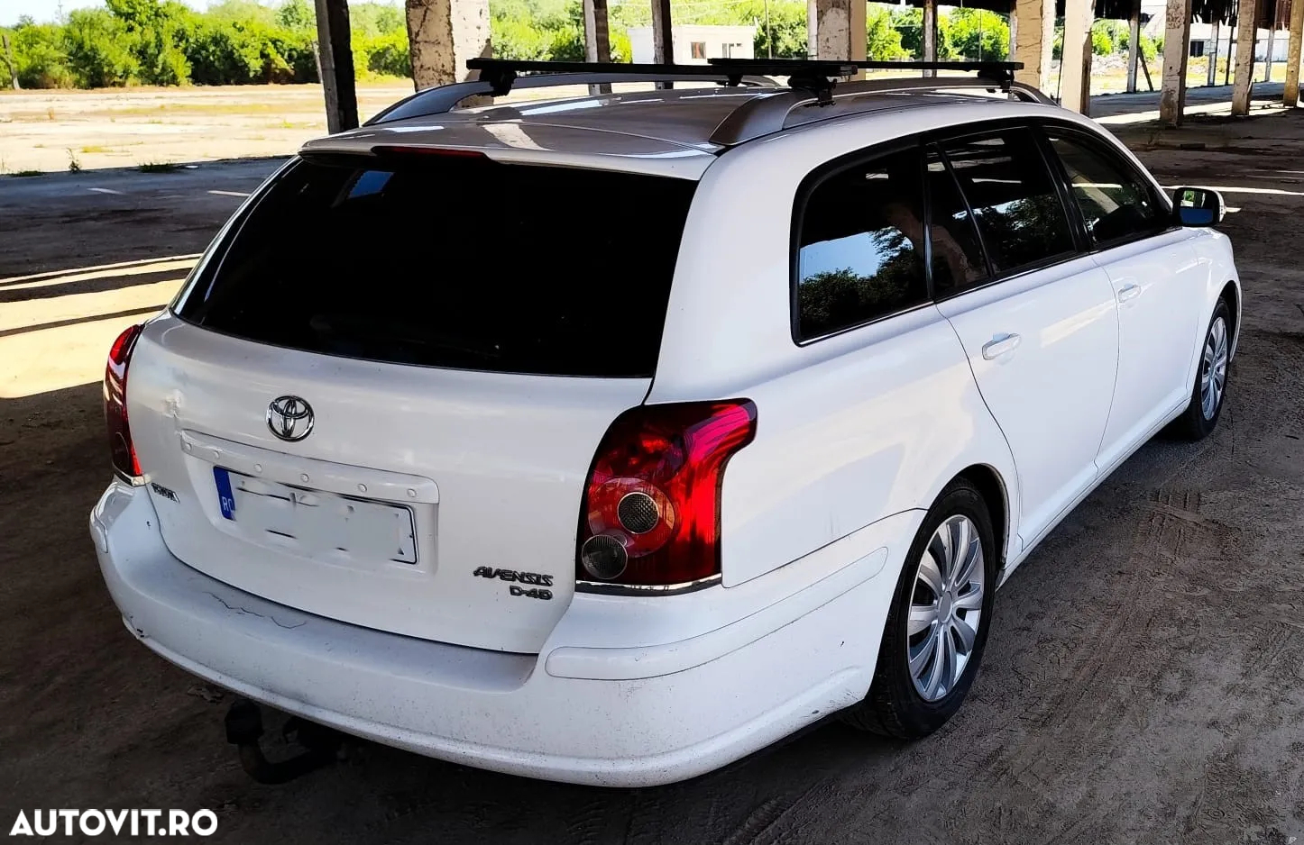 Toyota Avensis 2.0 D-4D Station Wagon Executive - 3