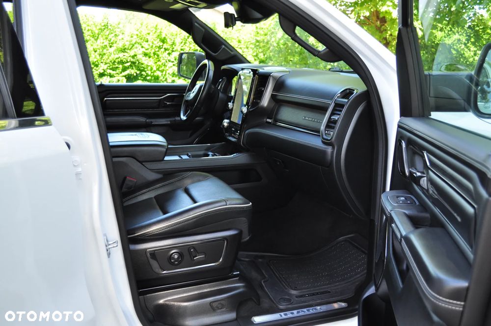 RAM 1500 5.7 Crew Cab Limited - 10