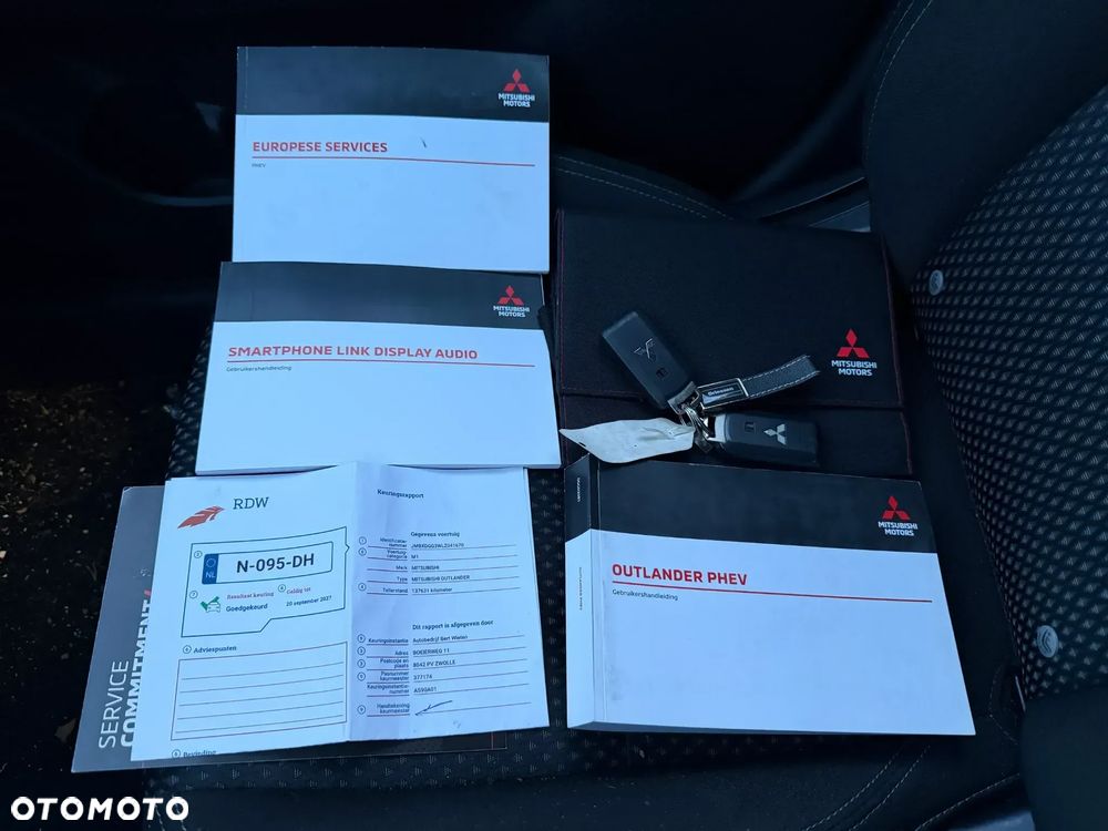 Mitsubishi Outlander Intense + - 32