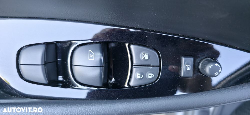 Nissan LEAF Tekna - 11