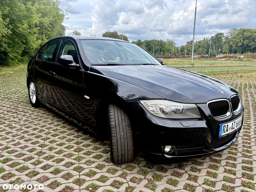 BMW Seria 3 318d - 10