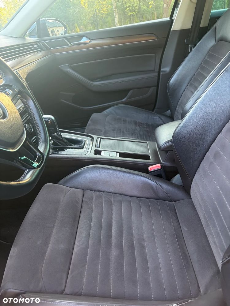 Volkswagen Passat 2.0 TDI BMT 4Mot Highline DSG - 22