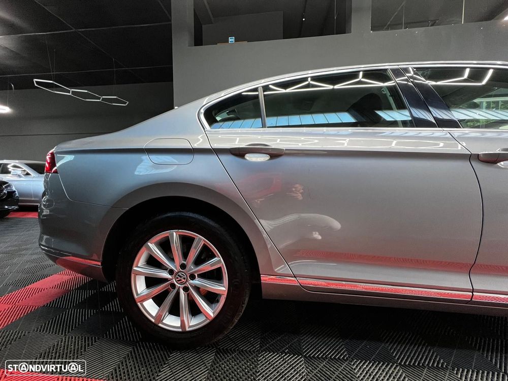 VW Passat 2.0 TDI Highline DSG - 11