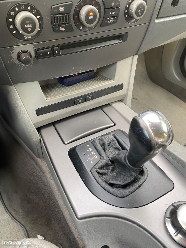 BMW 525 dA Touring - 2