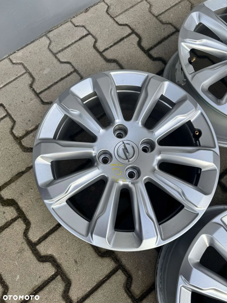 Felgi aluminiowe Opel OE 9835097280 6.5x16 4x108 ET32 - 4