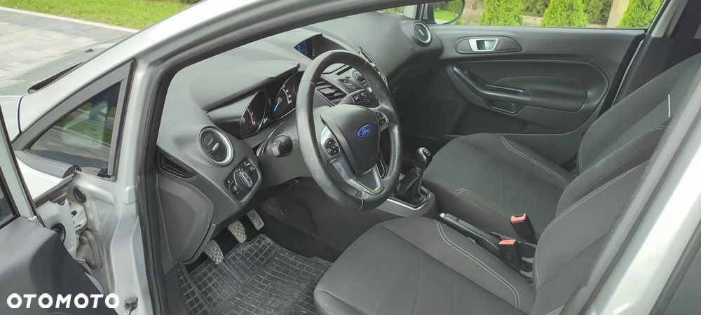 Ford Fiesta - 5