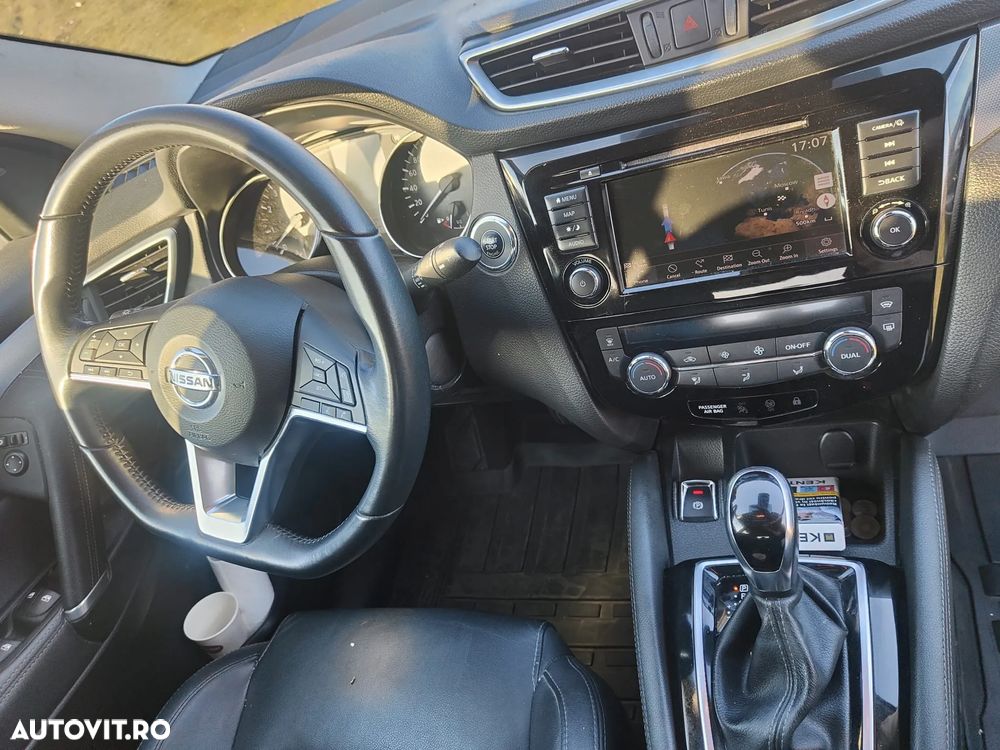 Nissan Qashqai 1.3 DIG-T DCT SHIRO - 5