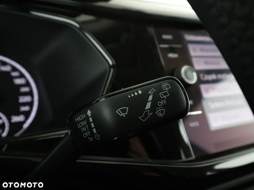 Volkswagen T-Cross 1.0 TSI Life - 32