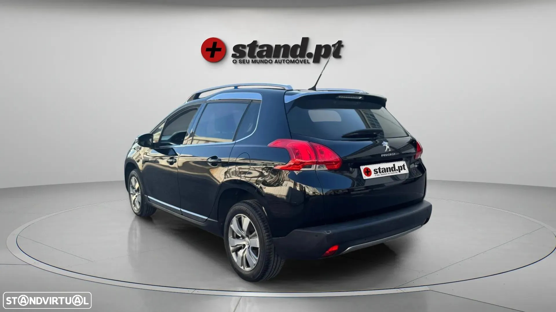 Peugeot 2008 1.2 PureTech Style - 7