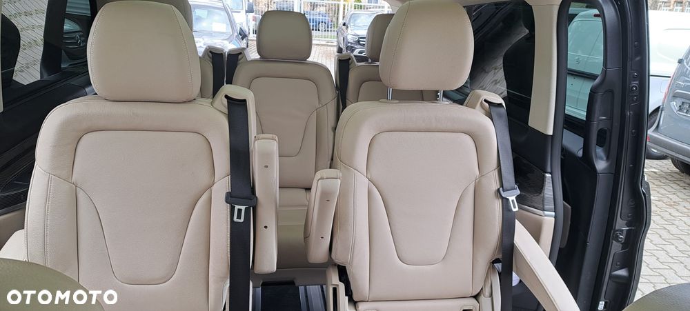 Mercedes-Benz Klasa V 300 d 4-Matic Avantgarde 9G-Tronic (d³ugi) - 6
