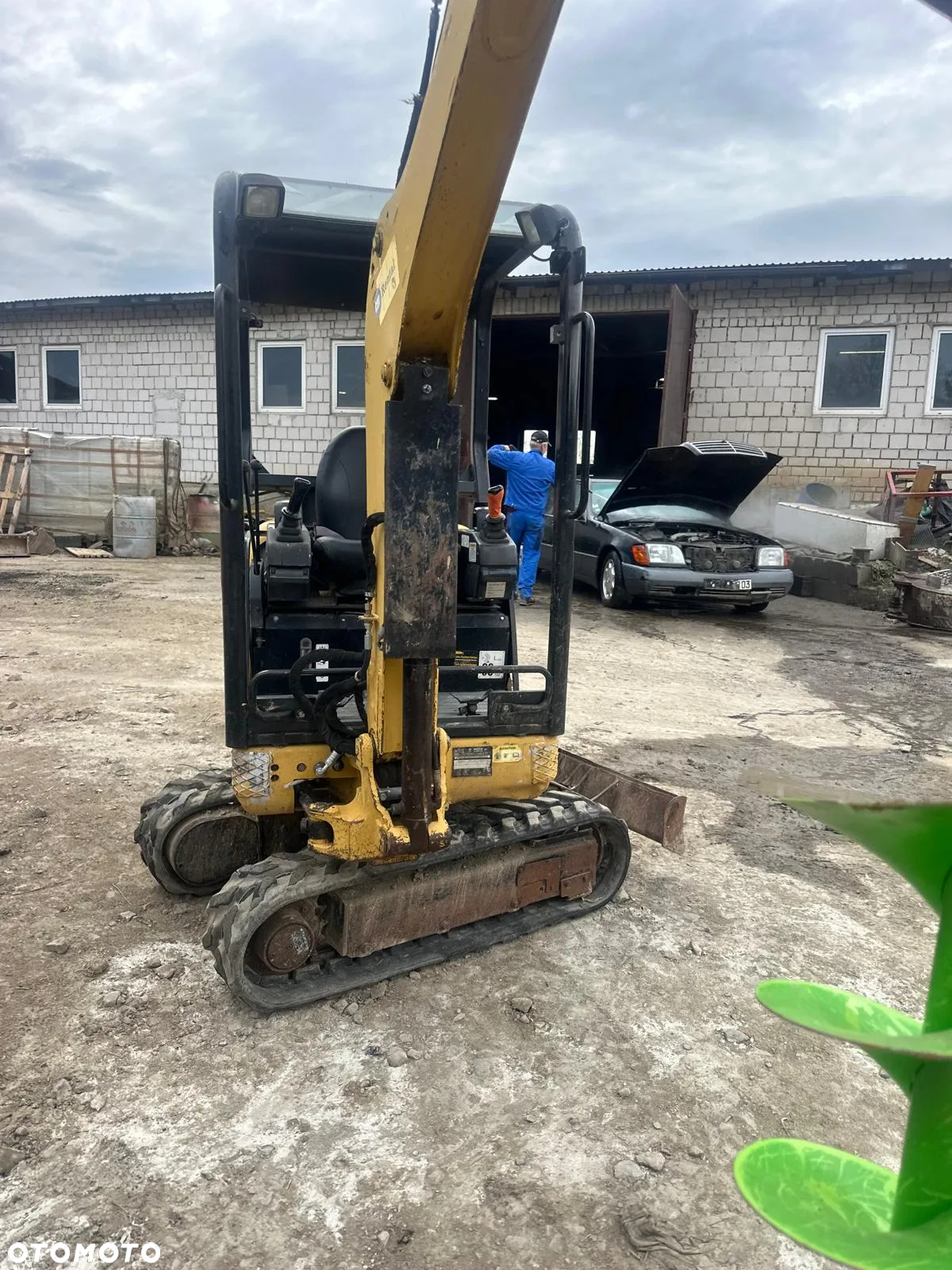 Caterpillar Minikoparka Gąsienicowa CAT Caterpillar 301 Osprzęt 2 Tony - 5