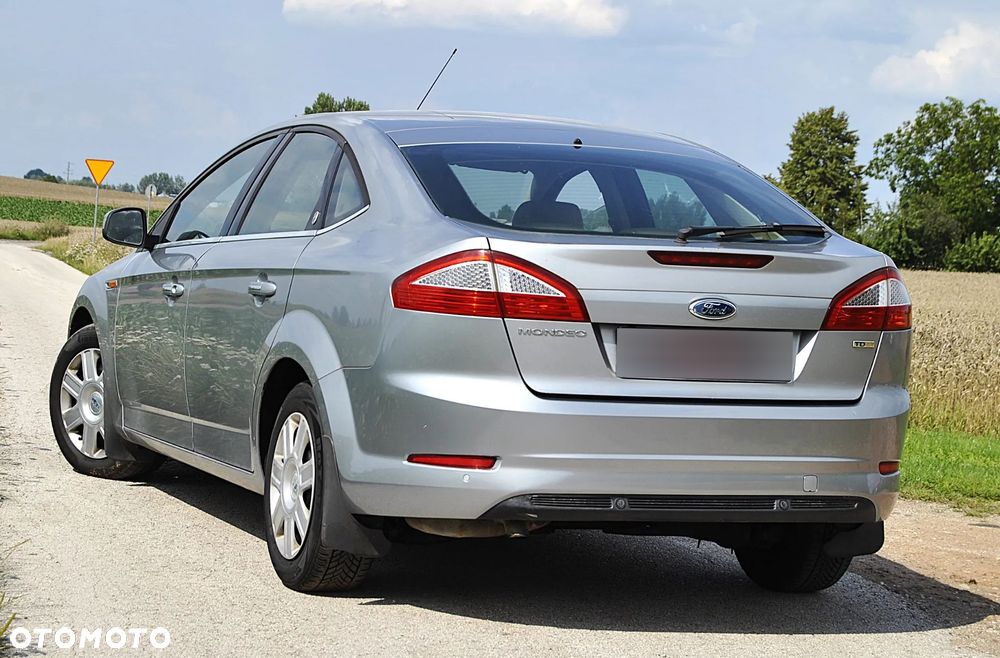 Ford Mondeo 2.0 TDCi Ghia X - 6