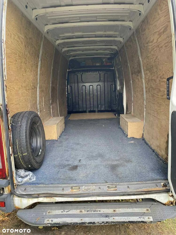 Iveco DAILY 35S14V - 3